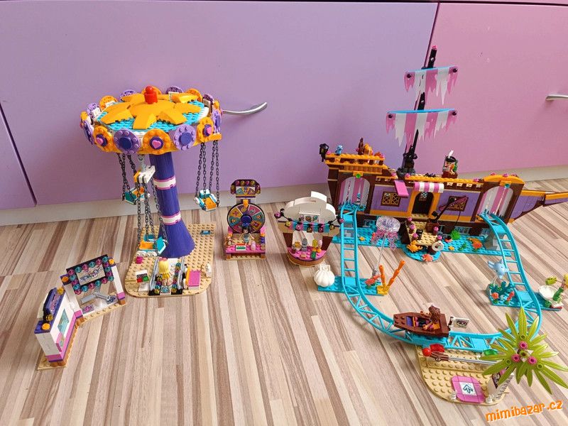 Obrázek k inzerátu: LEGO Friends 41375 Zábavný park na molu