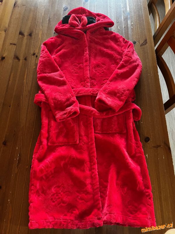 Krásný červený župan Minnie Disney, vel. 152