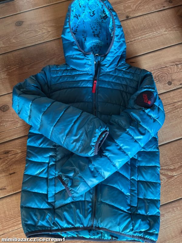 BUNDA S KAPUCÍ LOOP N.O.V.Á.