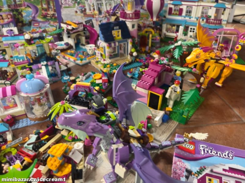 MEGA SADA Lego friends + plastové boxy GRATIS