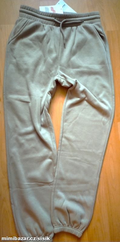 Chlapecké tepláky 158/164