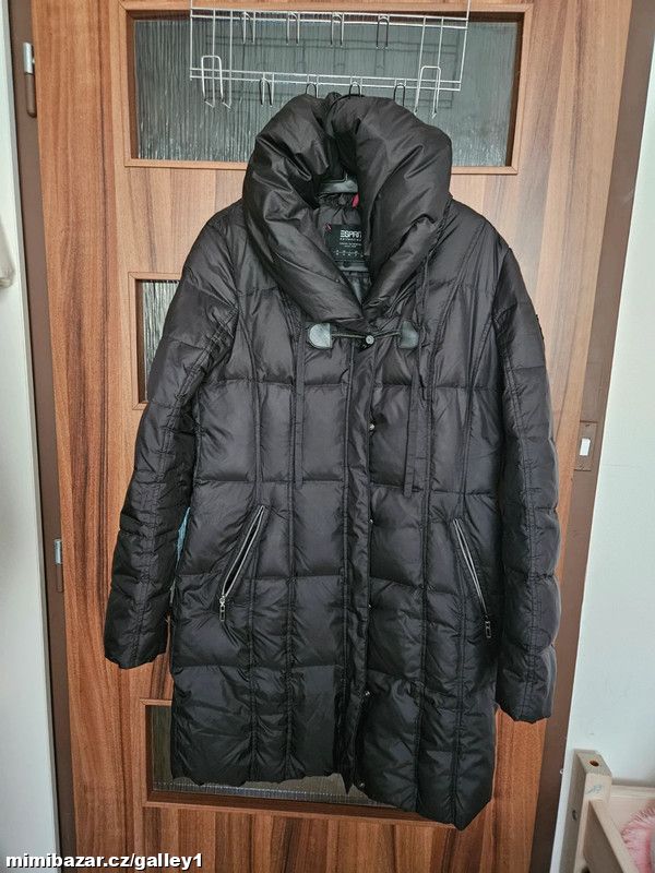 Péřový kabát Esprit, vel. M/38