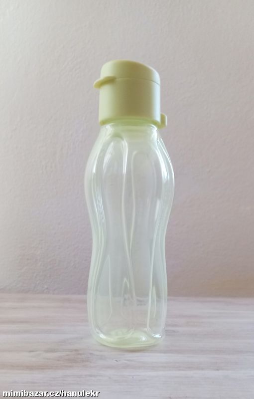 Voděnka 310 ml s pítkem