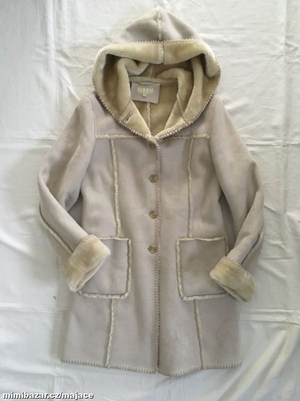 DÁMSKÝ KABÁT S/M