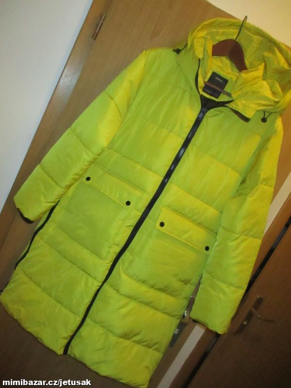 Dámský zimní prošívaný kabát vel 44/XL