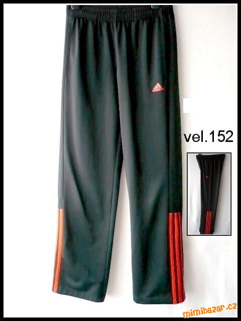 KALHOTY Tepláky černé vel. 152