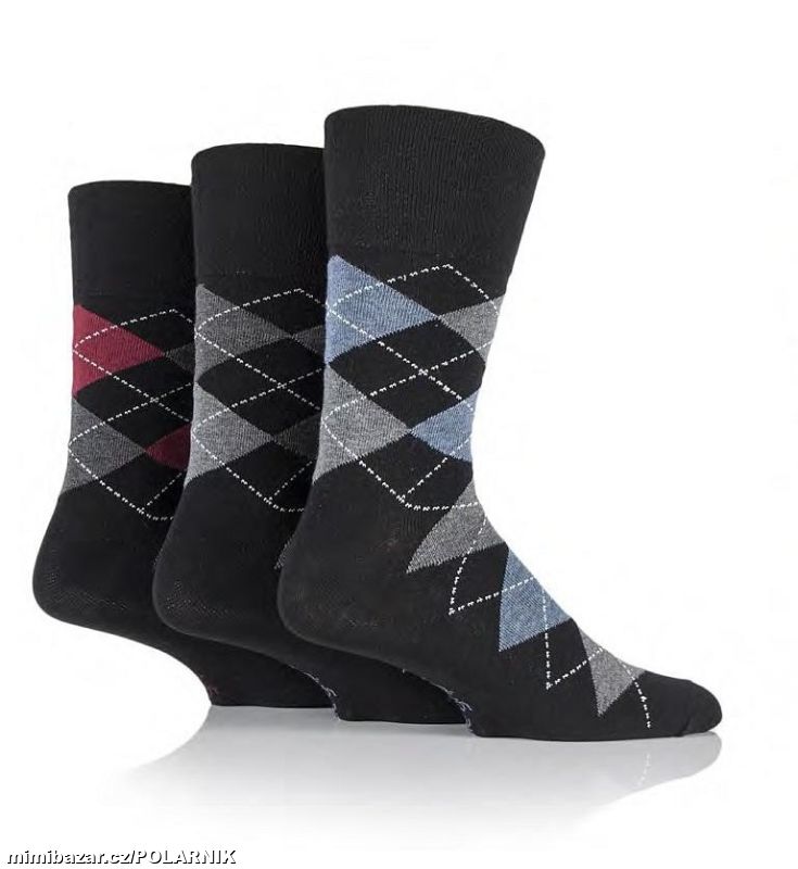 Trojpak pánských ponožek v nadměrné velikosti