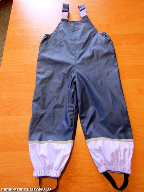 NEPROMOKAVÉ POGUMOVANÉ KALHOTY VEL.104-110