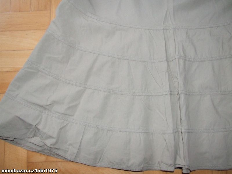 Khaki plátěná sukně M&S, vel. 48