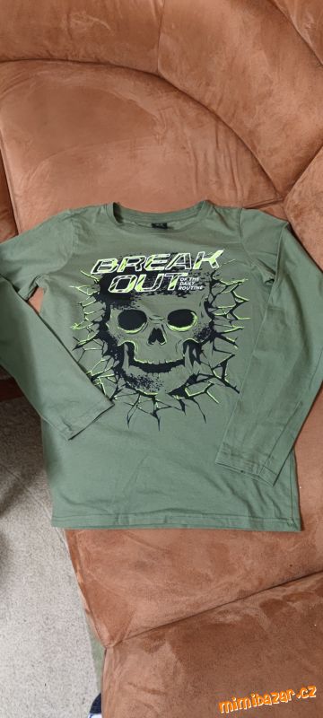 Triko zn. CHAPTER YOUNG