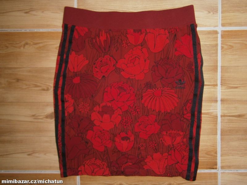 Sportovní sukně značky ADIDAS, vel.S