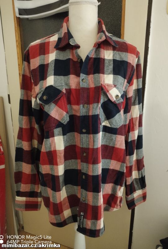 Krásná teplá košile vel.L