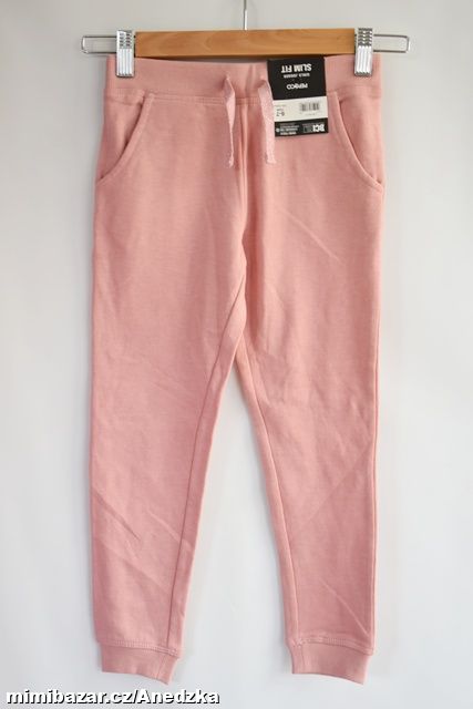 Tepláky vel. 6 - 7 let