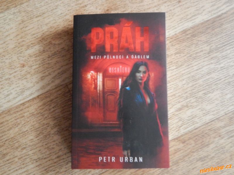 Kniha Práh mezi půlnocí a ďáblem