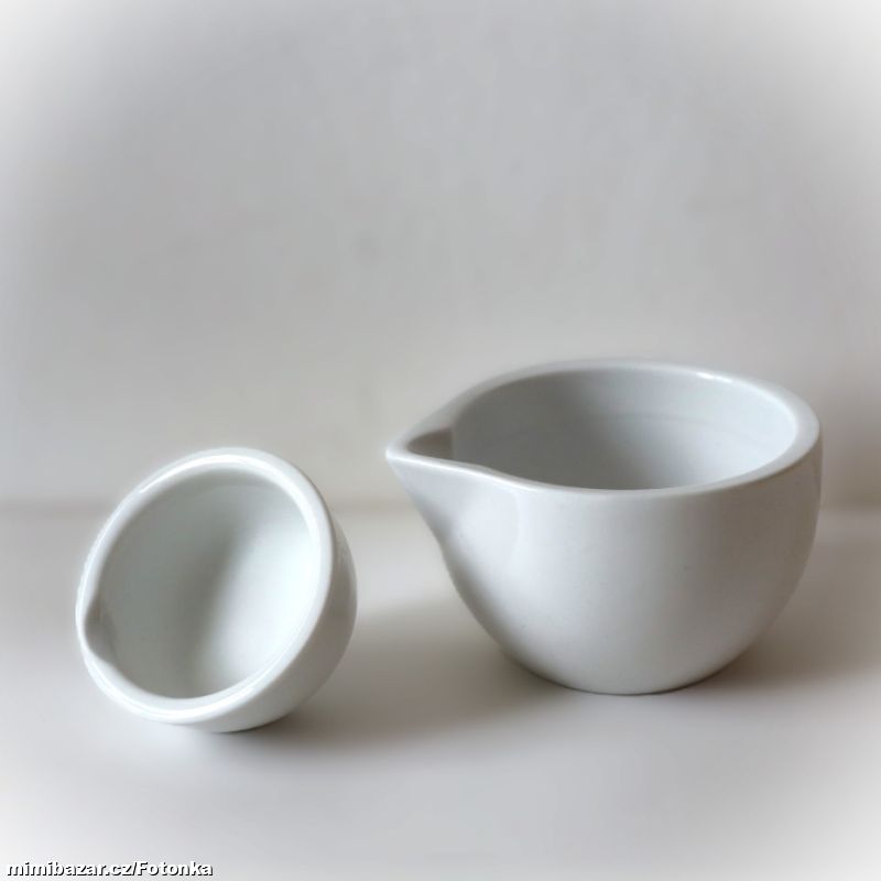 2x porcelánová lékárenská nádobka