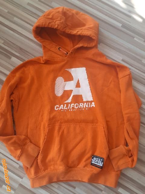 chlapecká mikina vel. 146/152