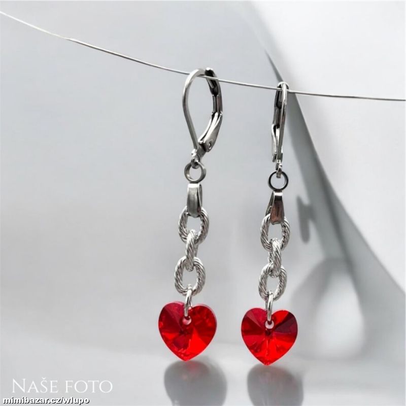 Náušnice Swarovski srdíčka na řetízku z chir.oceli