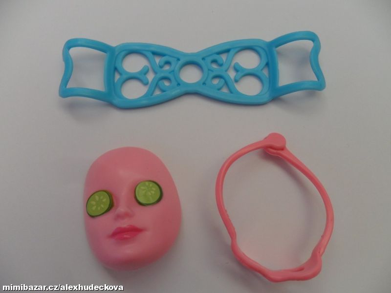 DOPLNĚK PRO PANENKU BARBIE