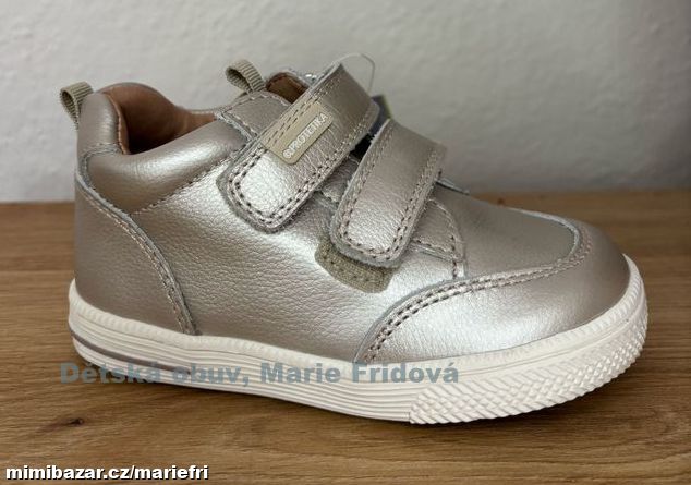 Celoroční kožená obuv Protetika KAMY silver