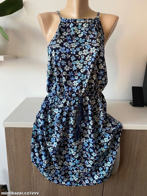 Dámské šaty