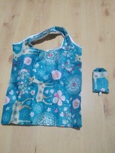 VÝPRODEJ : SKVĚLÁ SKLÁDACÍ TAŠKA DO KABELKY