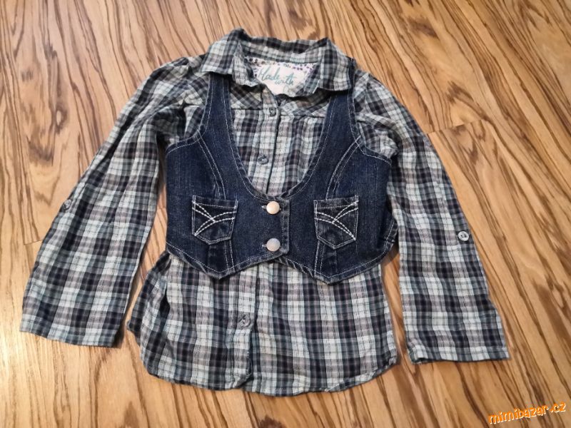 Košile a riflová vesta