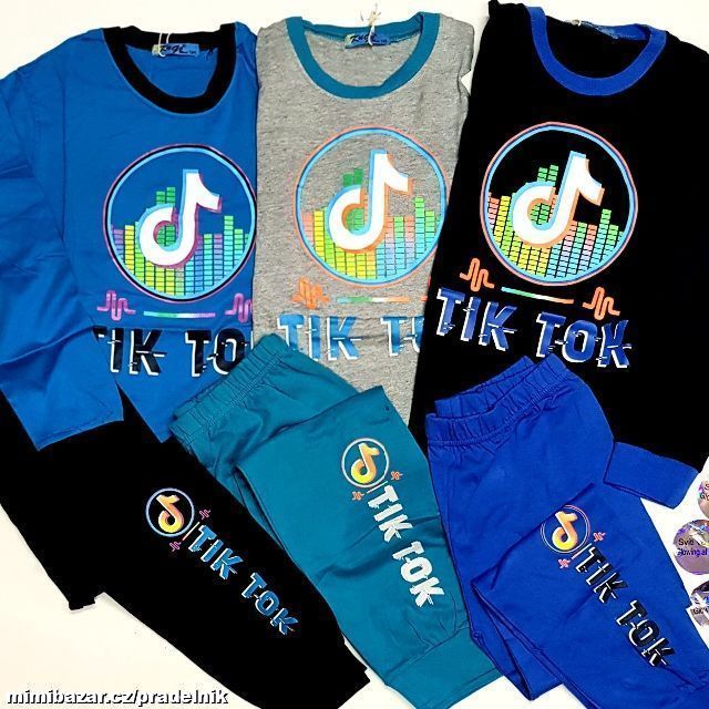 Pyžamo TikTok svítící ve tmě ve vel.134 až 164