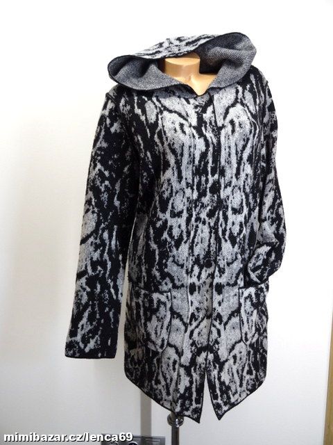 LUXUSNÍ SVETROVÝ KABÁTEK