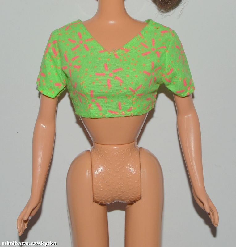  + + + OBLEČENÍ PRO PANENKU BARBIE + + + 