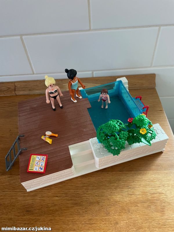 PLAYMOBIL bazén s navstevniky