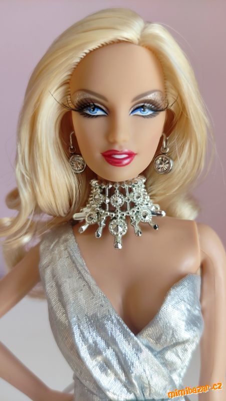 Sběratelská panenka Barbie Blonds Blond Diamond