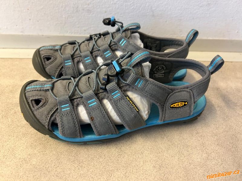 Sandále KEEN - vel. 39