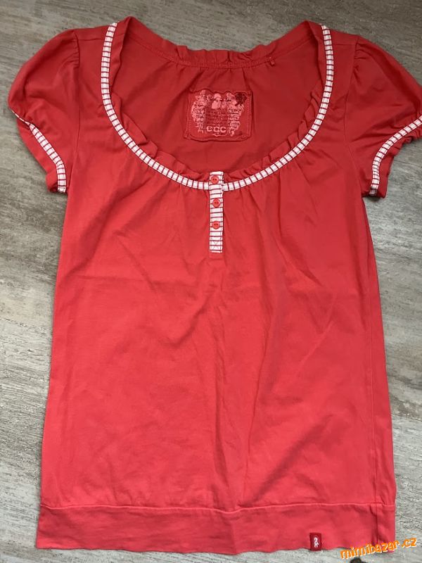 tričko s krátkým rukávem