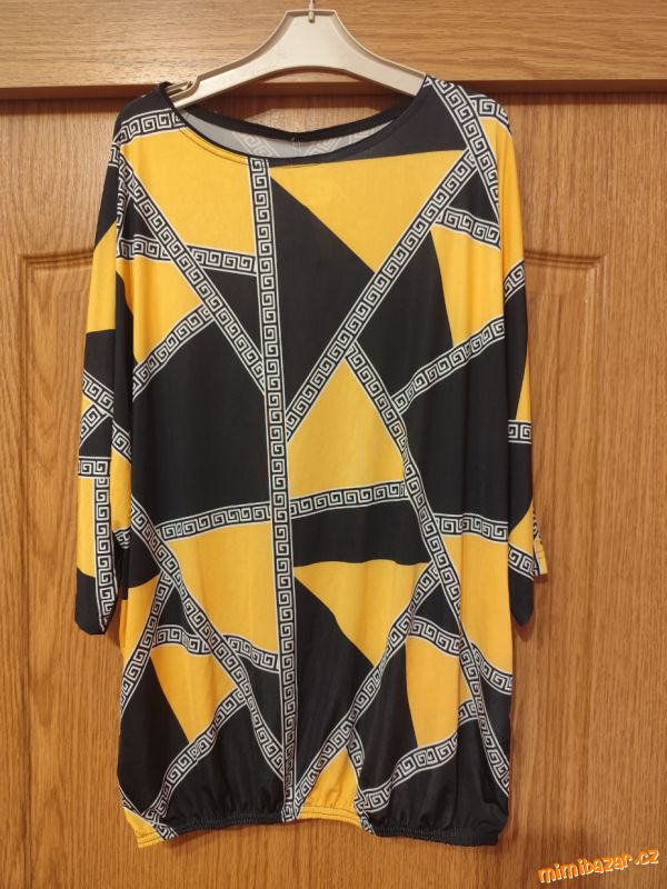 Halenka n.o.v.á. s visačkou