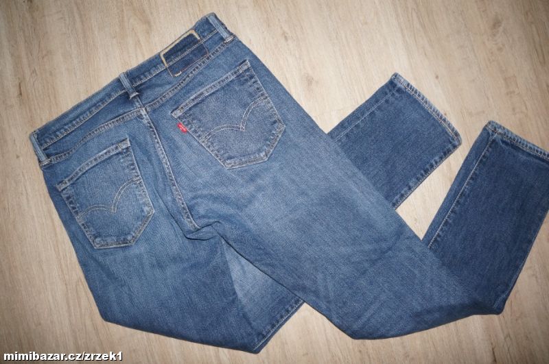LEVI´S rovné džíny W33 L32