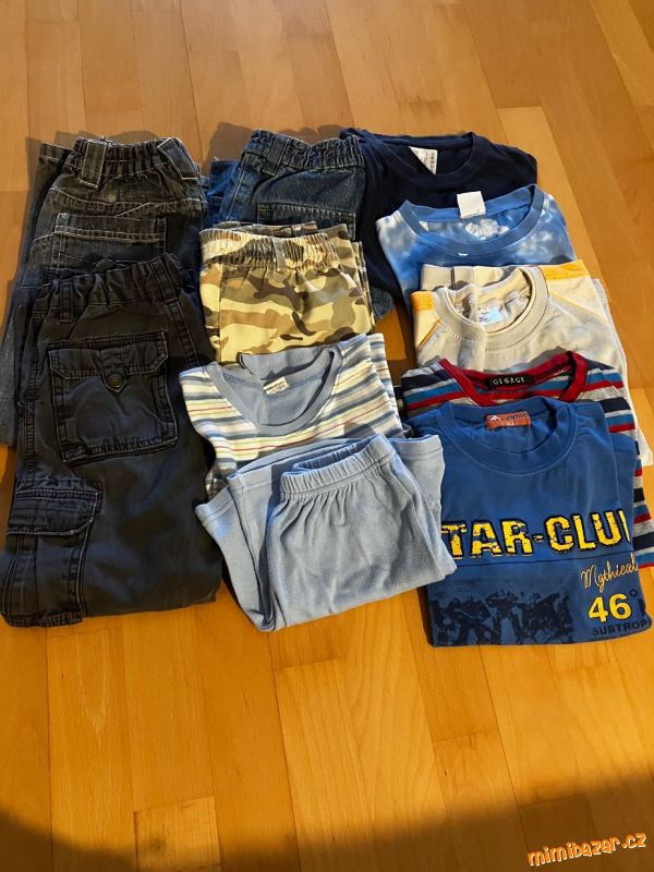 Balíček oblečení pro kluka vel. 122