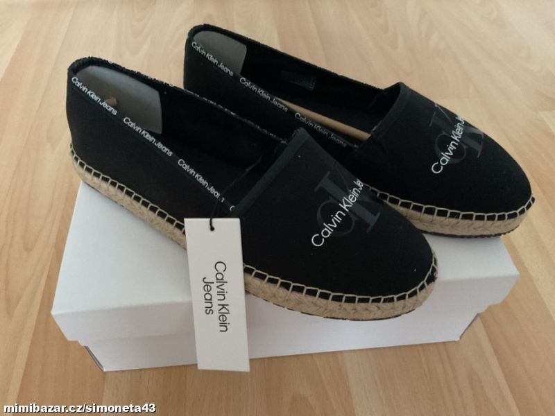 Calvin Klein černé espadrilky