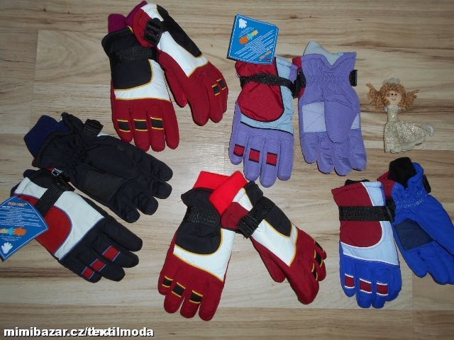 LYŽAŘSKÉ RUKAVICE PRSTOVÉ DĚTSKÉ SKLADEM