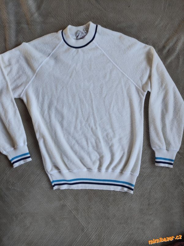 Retro dětský svetřík, vel. asi 140