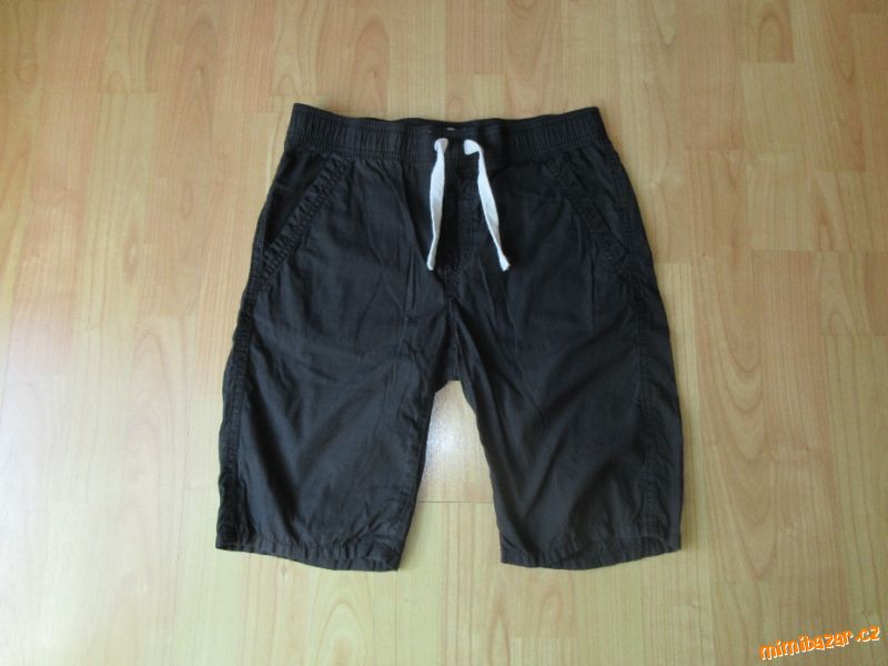 plátěné kraťasy
