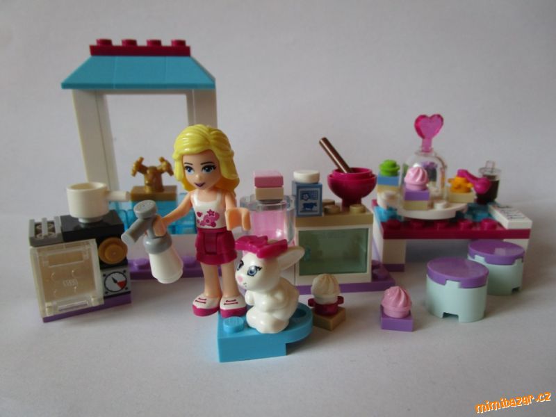 Lego Friends 41308 Stephanie a její cukrárna