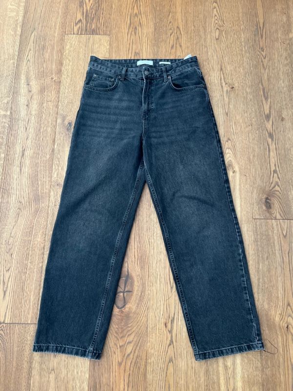 Černé džíny Loose fit vel. 32