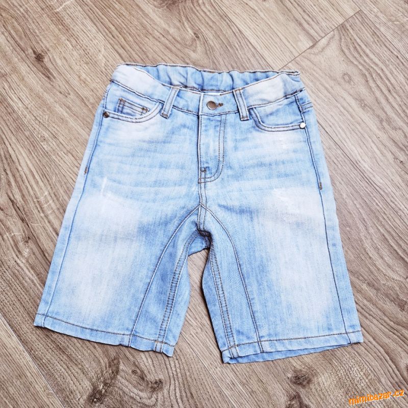 Džínové kraťasy