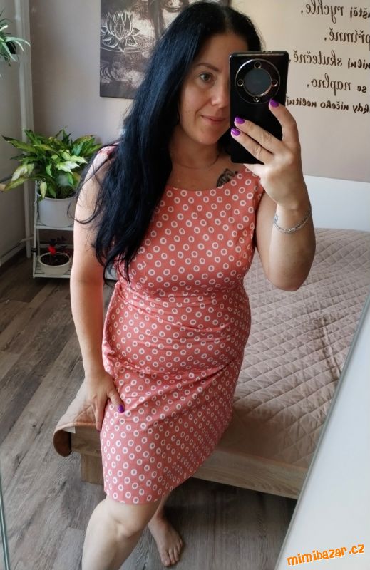 Meruňkové šaty M 38 dámské