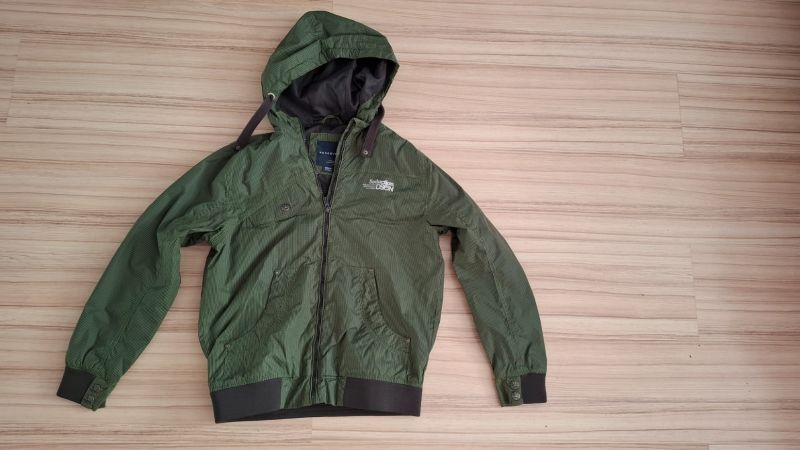 bunda Reserved vel. 158