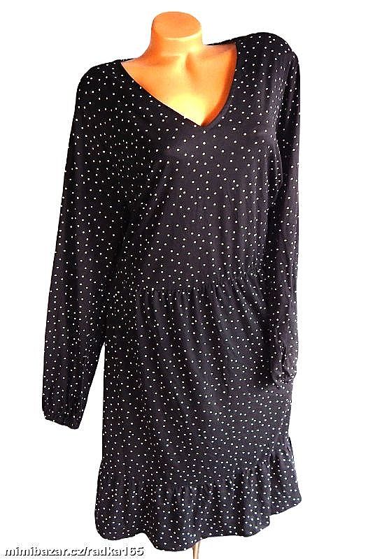 Měkoučké puntík šaty vel.52