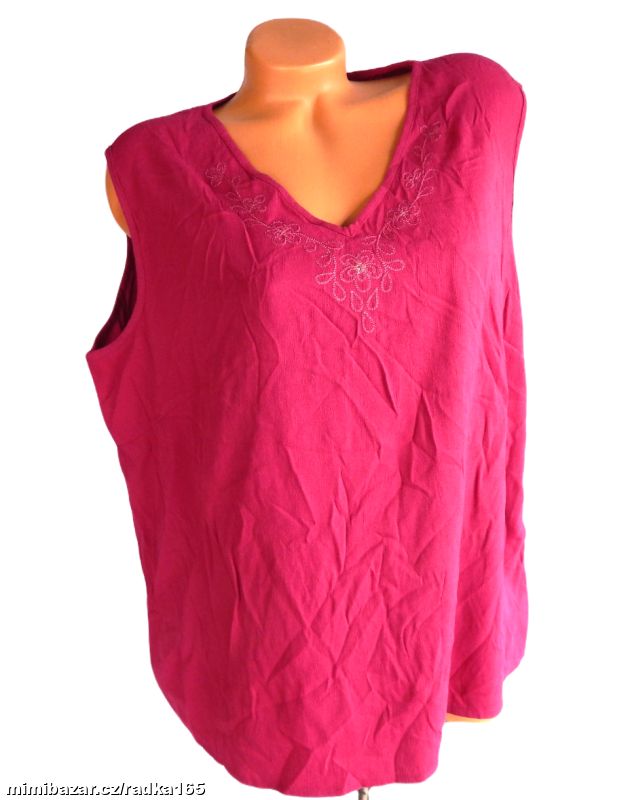 Růžový top s výšivkou vel.52
