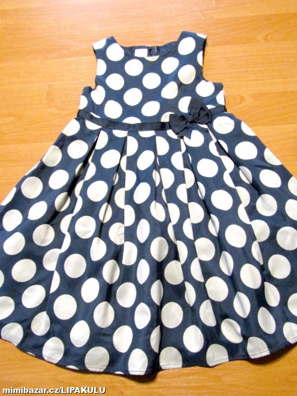 KRÁSNÉ DÍVČÍ ŠATIČKY VEL.104