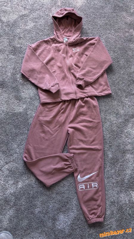 Nike tepláková souprava vel. M