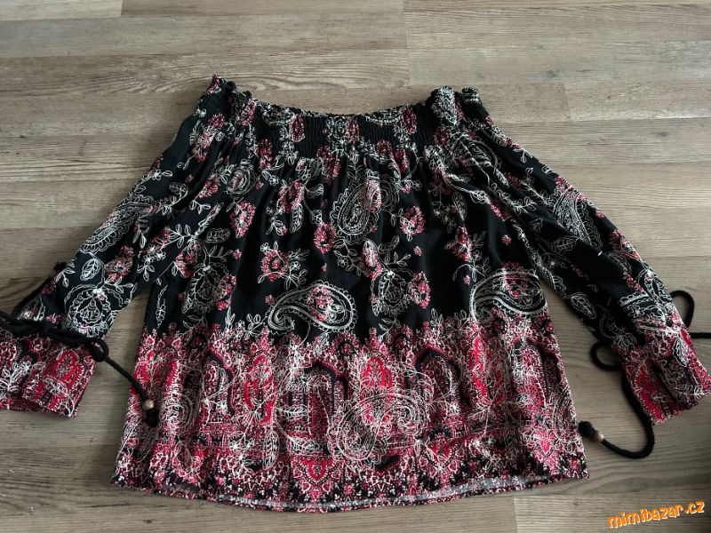 ZARA TOP